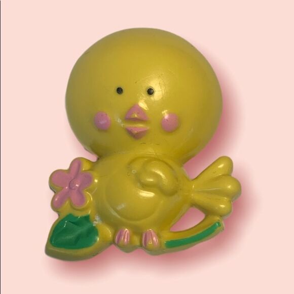 Vintage Avon Spring Chicken Brooch - Picture 1 of 9